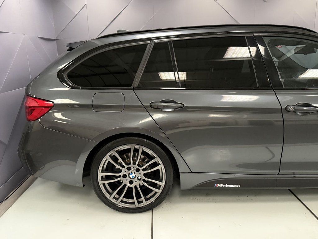 Used BMW 3 Series 2017 for sale - 77692877: Photo 15