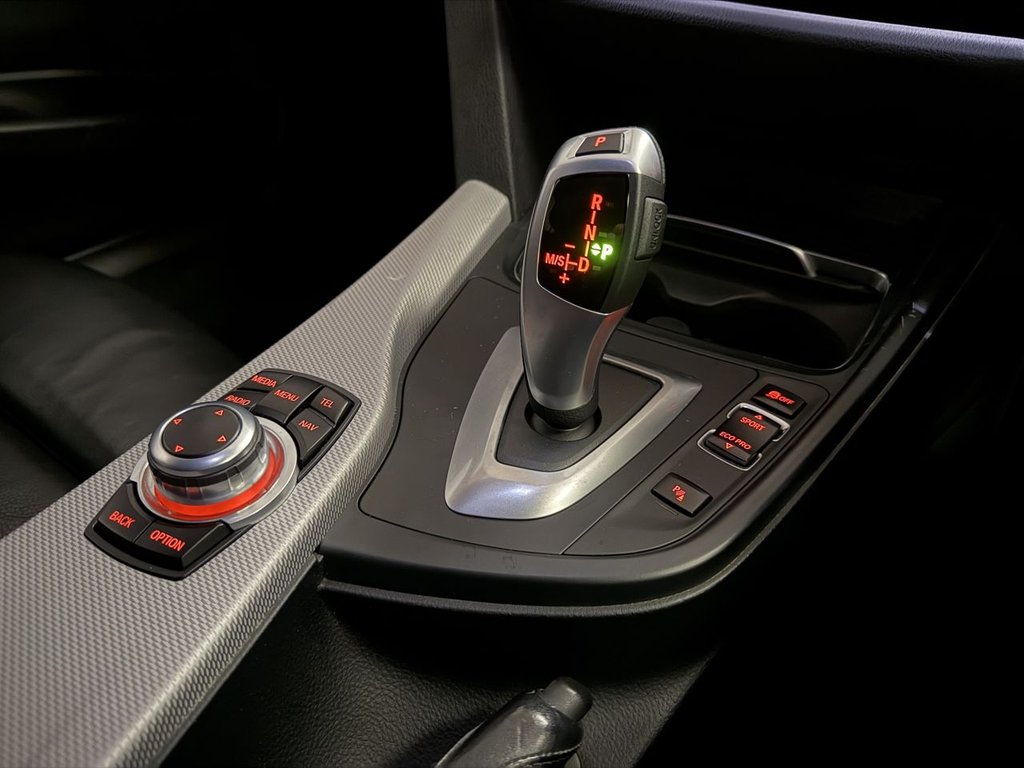 Used BMW 3 Series 2017 for sale - 77692877: Photo 19