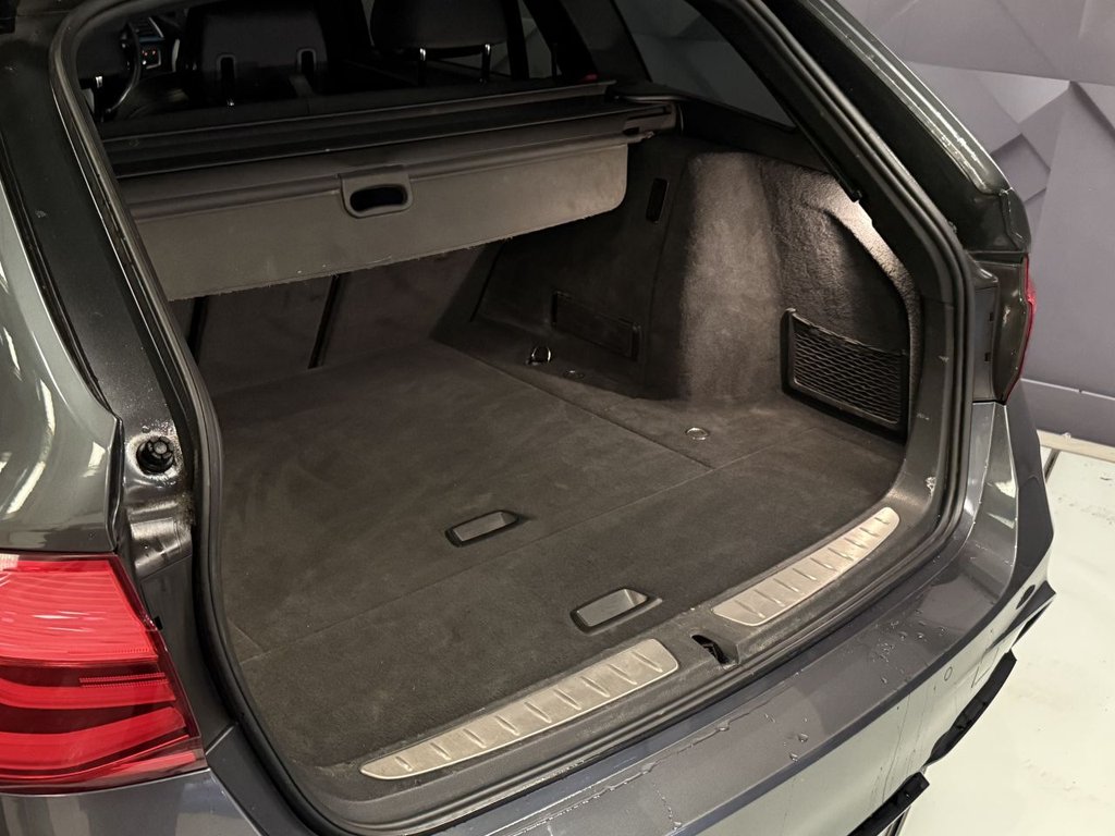 Used BMW 3 Series 2017 for sale - 77692877: Photo 21