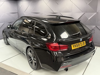 Used BMW 3 Series 2019 for sale - 79103226: Photo