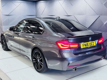 Used BMW 3 Series 2016 for sale - 77733926: Photo