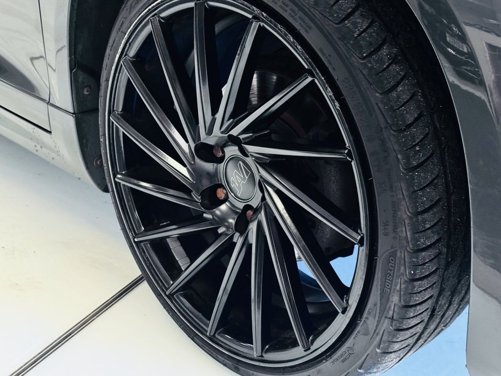 Used Volkswagen Scirocco 2014 for sale - 77558014: Photo 2