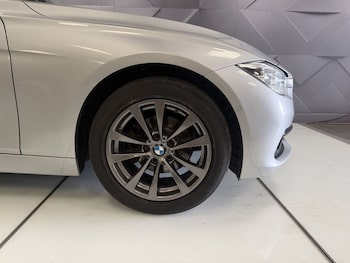 Used BMW 3 Series 2018 for sale - 78818471: Photo