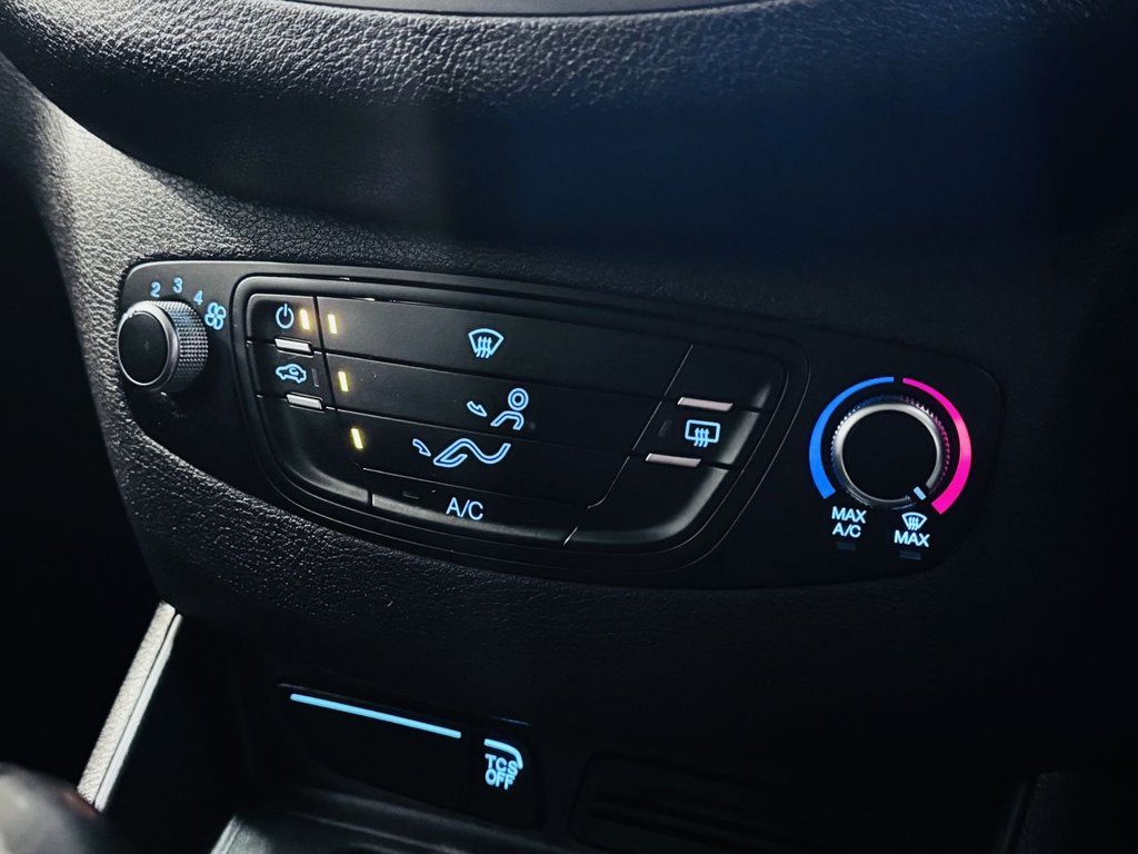 Used Ford Transit Courier 2018 for sale - 77512072: Photo 14