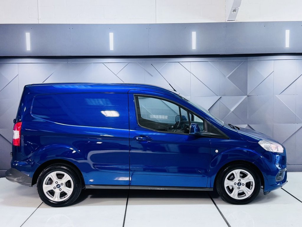 Used Ford Transit Courier 2018 for sale - 77512072: Photo 20
