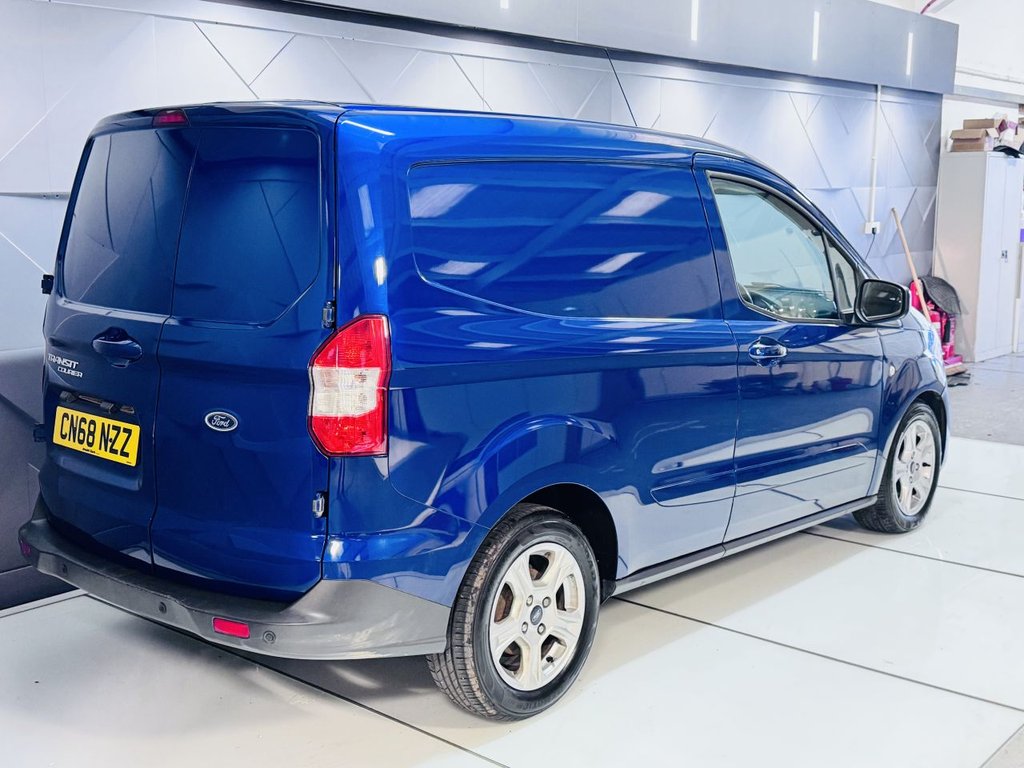 Used Ford Transit Courier 2018 for sale - 77512072: Photo 21