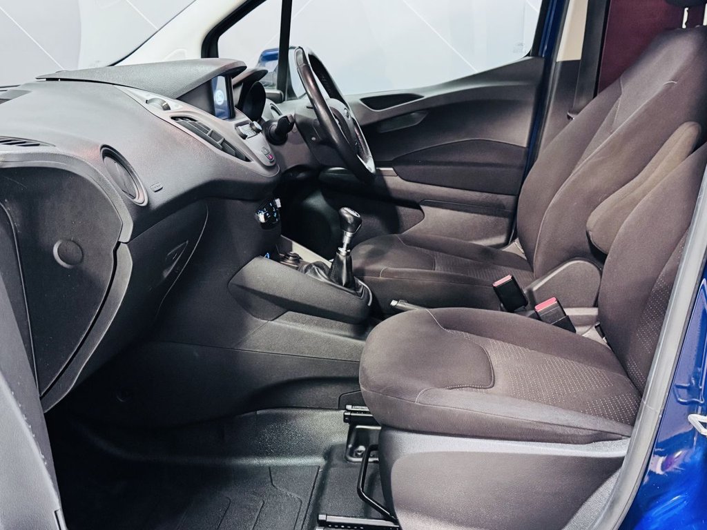 Used Ford Transit Courier 2018 for sale - 77512072: Photo 8