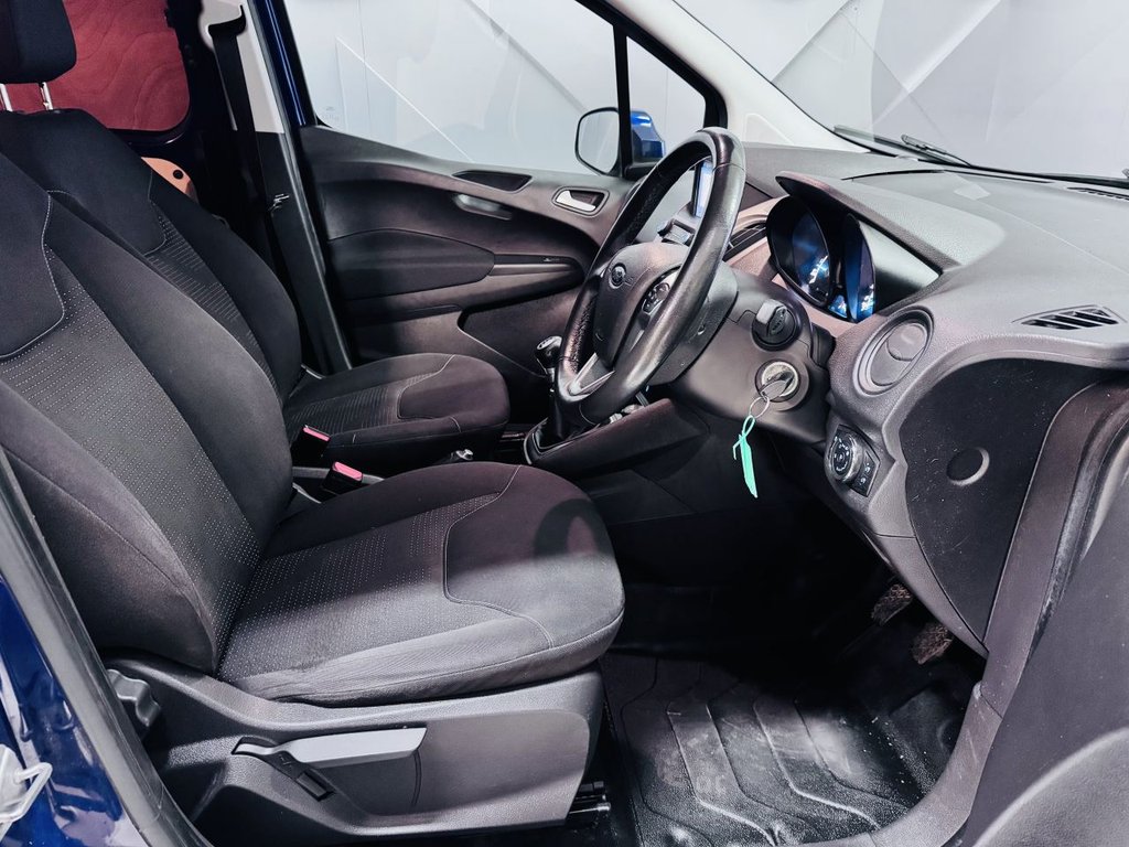Used Ford Transit Courier 2018 for sale - 77512072: Photo 9