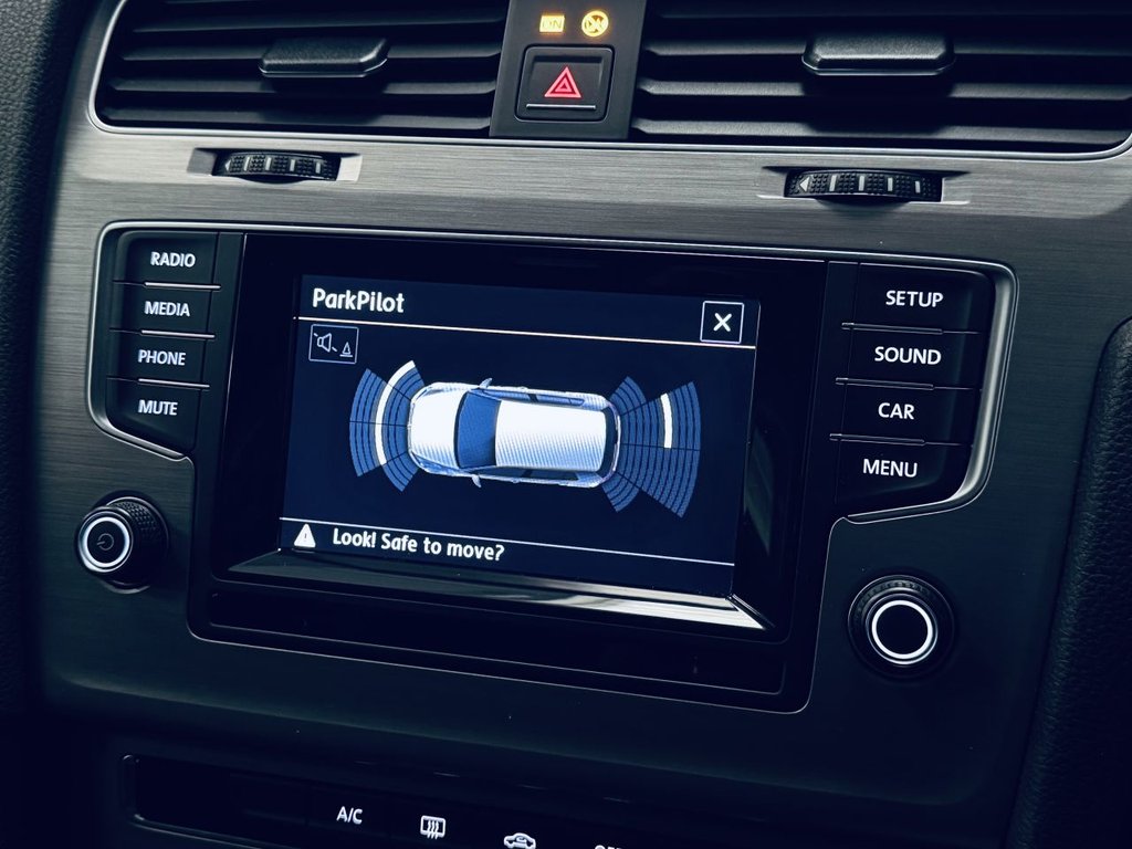 Used Volkswagen Golf 2014 for sale - 77748177: Photo 3