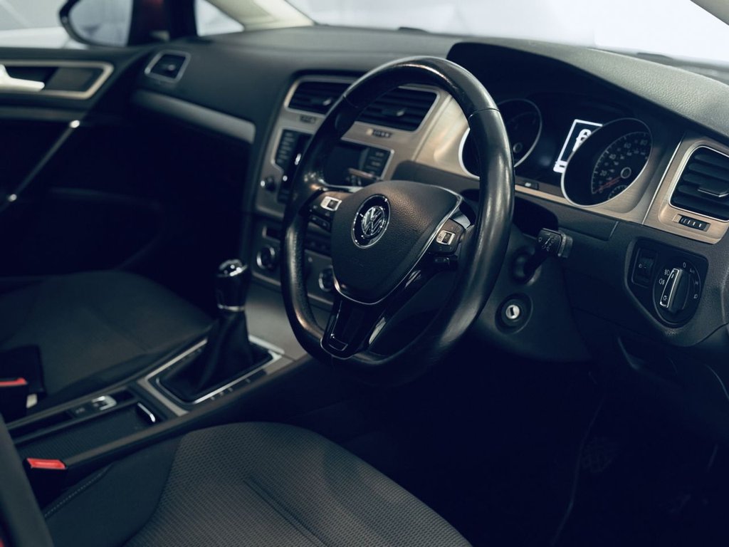 Used Volkswagen Golf 2014 for sale - 77748177: Photo 9