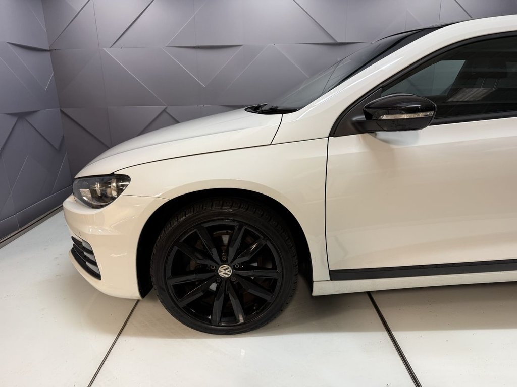 Used Volkswagen Scirocco 2017 for sale - 77850101: Photo 14