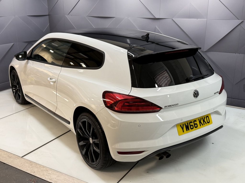 Used Volkswagen Scirocco 2017 for sale - 77850101: Photo 2