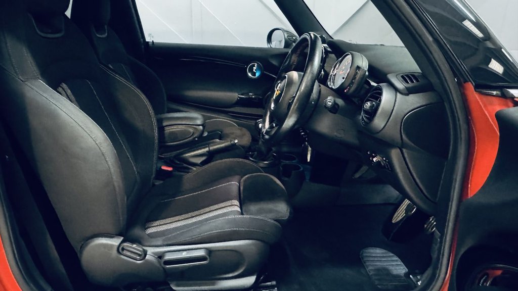 Used MINI Hatch 2018 for sale - 77733989: Photo 11