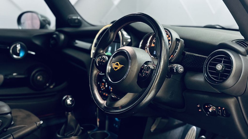 Used MINI Hatch 2018 for sale - 77733989: Photo 12