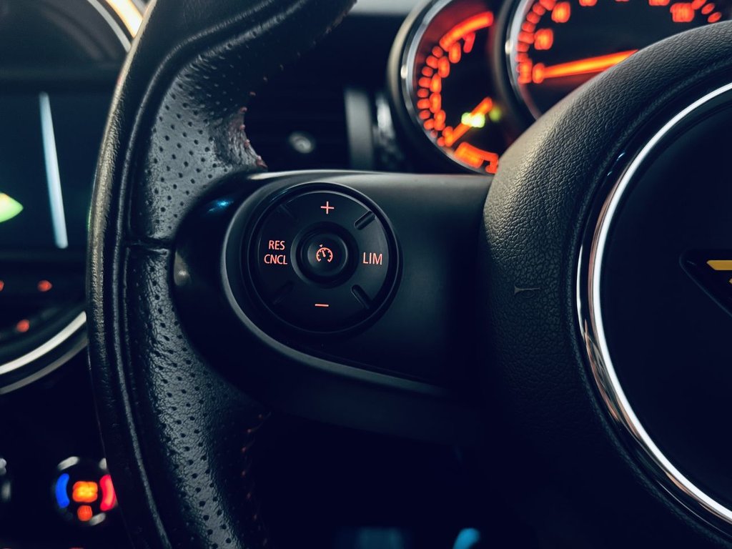 Used MINI Hatch 2018 for sale - 77733989: Photo 14