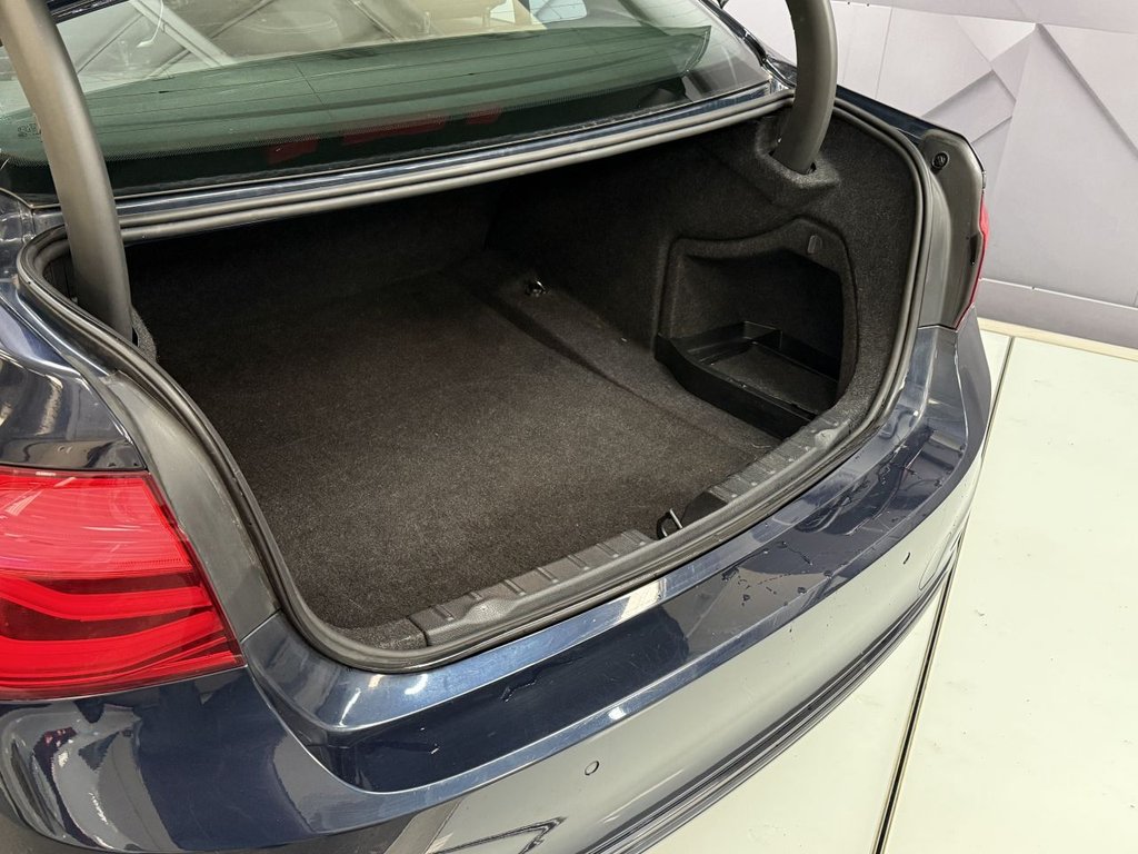 Used BMW 3 Series 2016 for sale - 77952588: Photo 22