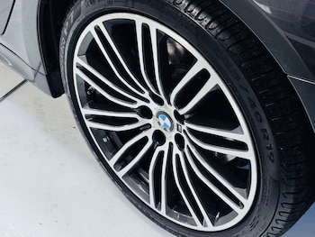 Used BMW 5 Series 2019 for sale - 77609061: Photo