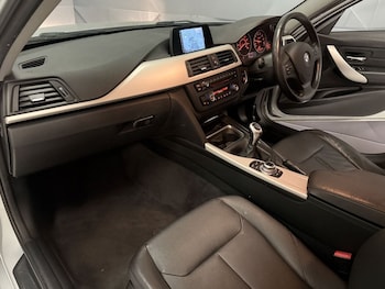 Used BMW 3 Series 2015 for sale - 78955006: Photo