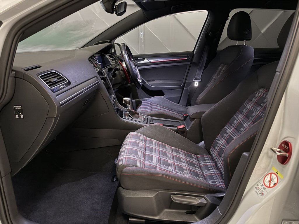 Used Volkswagen Golf 2018 for sale - 77693122: Photo 13