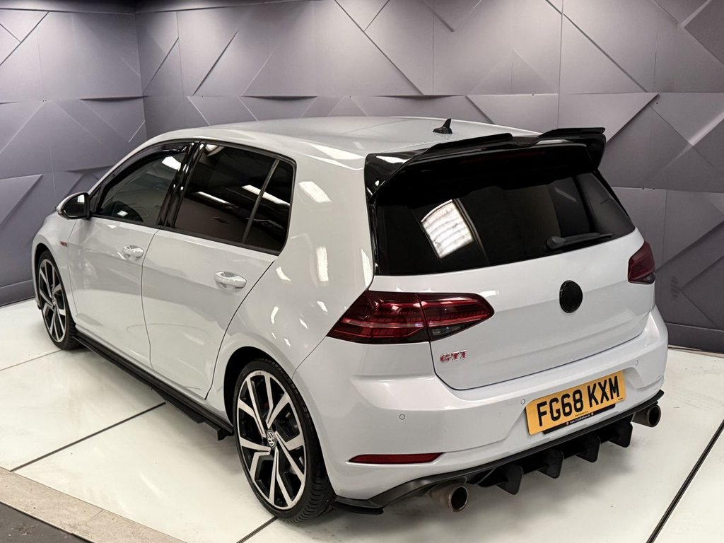 Used Volkswagen Golf 2018 for sale - 77693122: Photo 2