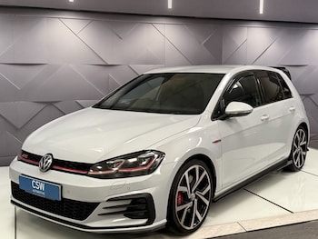 Used Volkswagen Golf 2018 for sale - 77693122: Photo