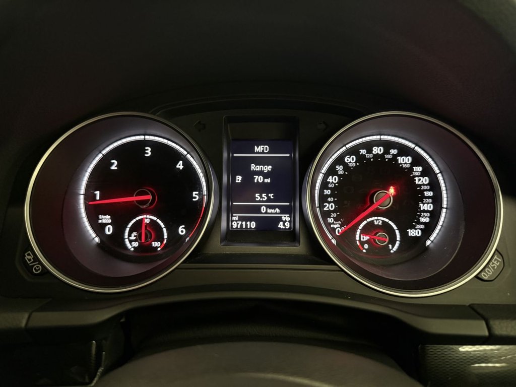 Used Volkswagen Scirocco 2016 for sale - 78030643: Photo 11