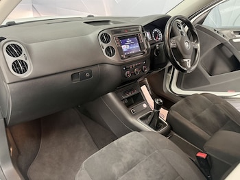 Used Volkswagen Tiguan 2015 for sale - 78277439: Photo