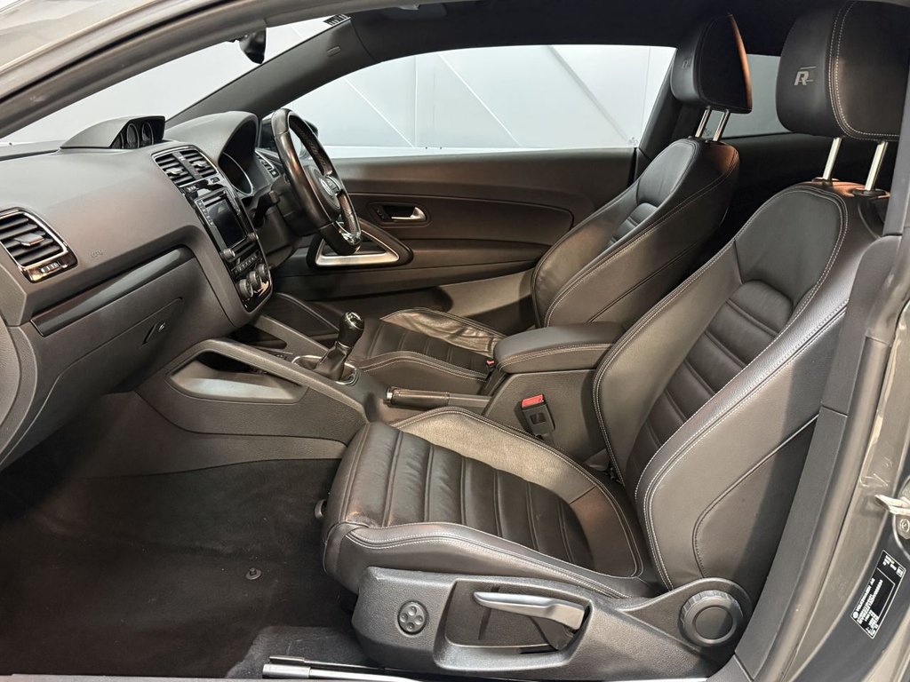 Used Volkswagen Scirocco 2017 for sale - 77583557: Photo 13