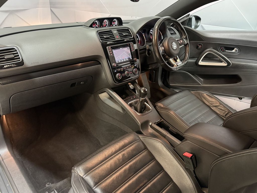 Used Volkswagen Scirocco 2017 for sale - 77583557: Photo 3