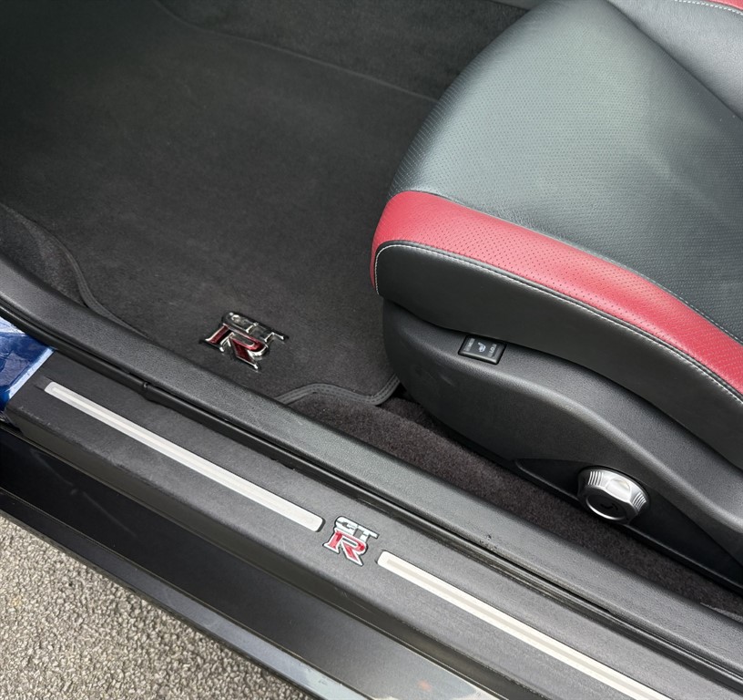 Used Nissan GT-R 2015 for sale - 77660708: Photo 11
