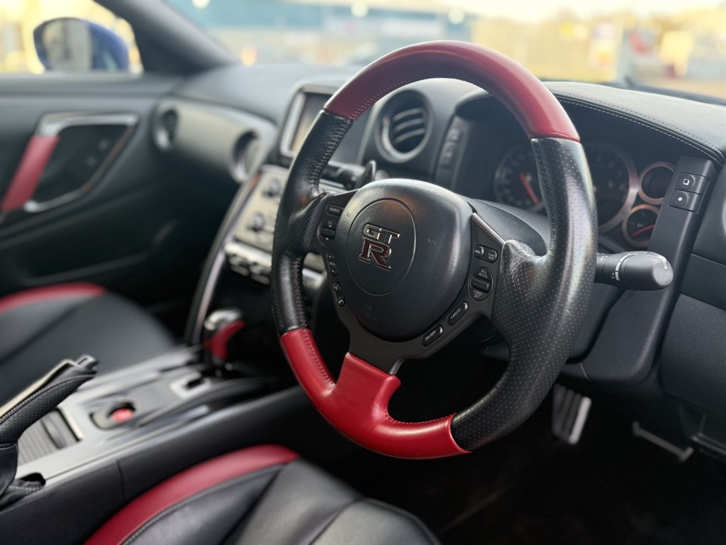 Used Nissan GT-R 2015 for sale - 77660708: Photo 2