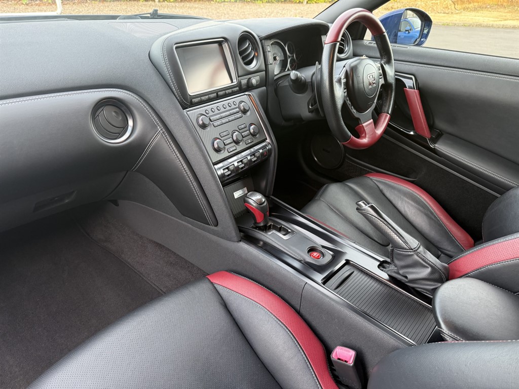 Used Nissan GT-R 2015 for sale - 77660708: Photo 8