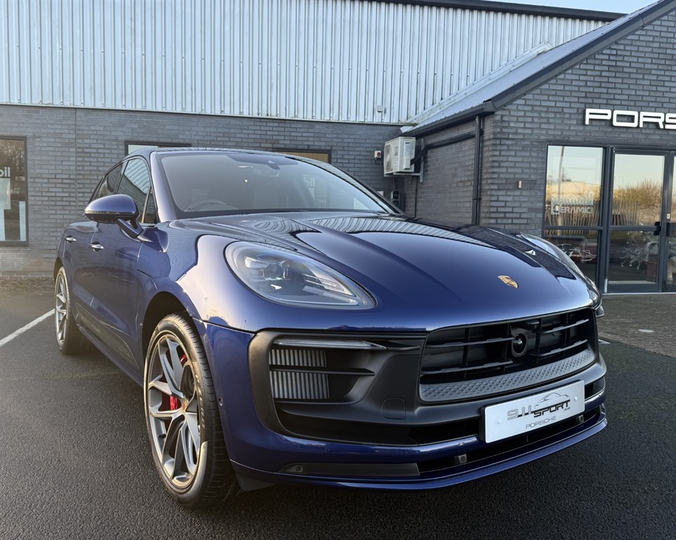 Used Porsche Macan 2023 for sale - 77247674: Photo 2