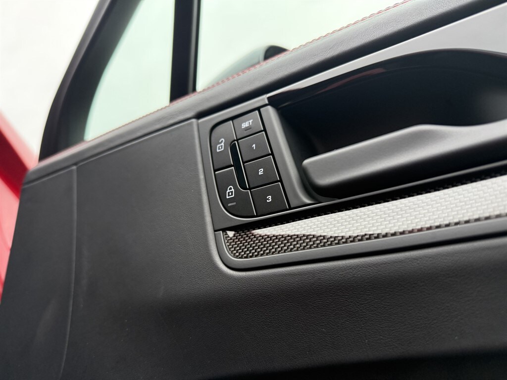 Used Porsche Cayenne 2024 for sale - 77247672: Photo 26