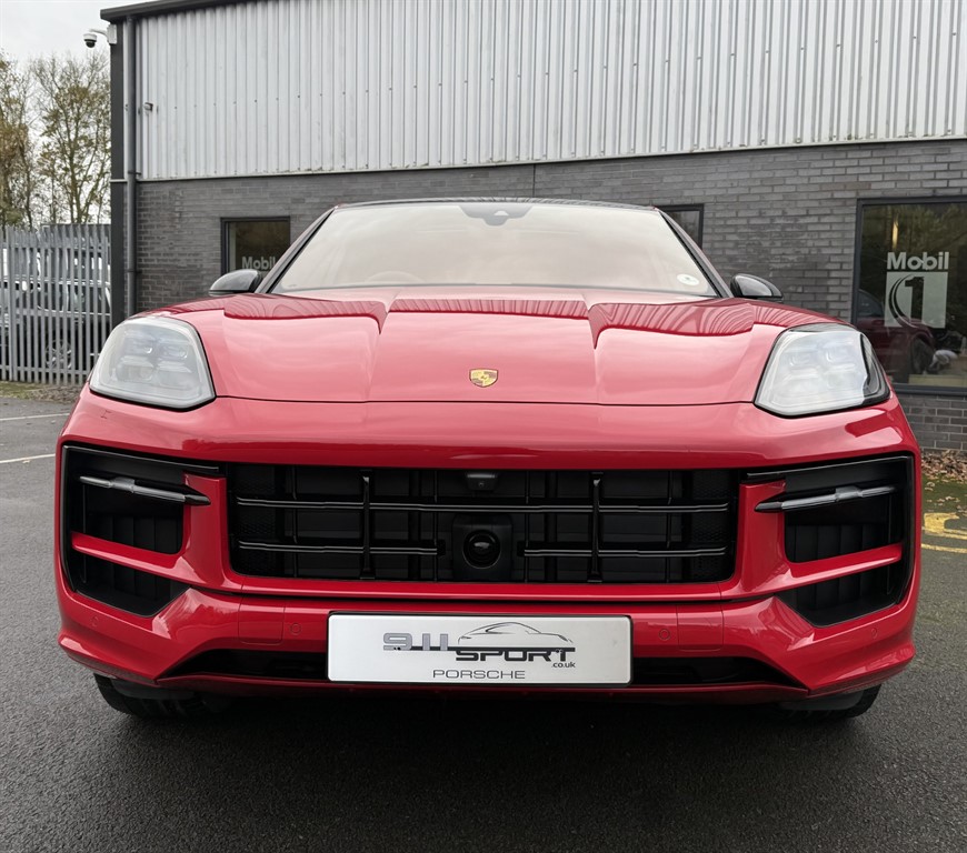 Used Porsche Cayenne 2024 for sale - 77247672: Photo 3
