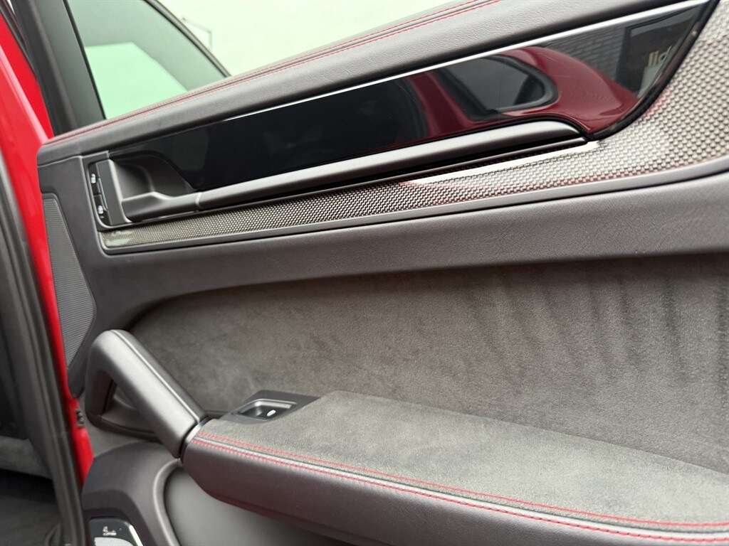 Used Porsche Cayenne 2024 for sale - 77247672: Photo 40