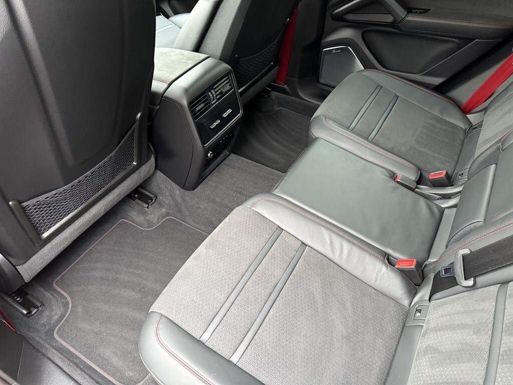 Used Porsche Cayenne 2024 for sale - 77247672: Photo 43