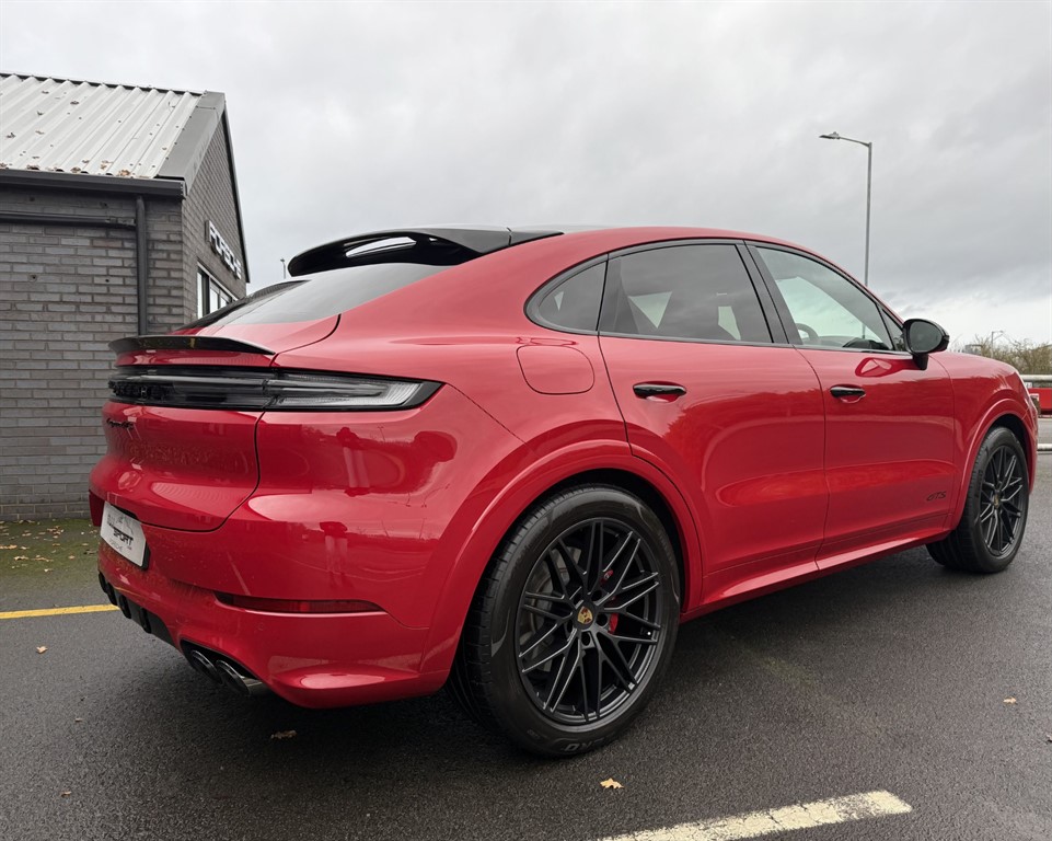 Used Porsche Cayenne 2024 for sale - 77247672: Photo 8