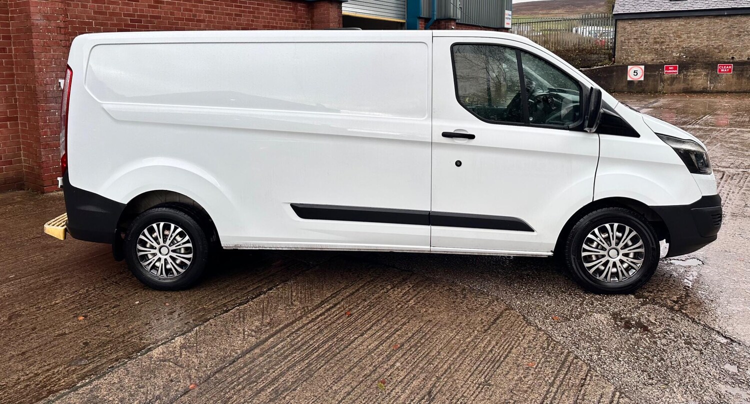 Used Ford Transit Custom 2017 for sale - 76432635: Photo 7