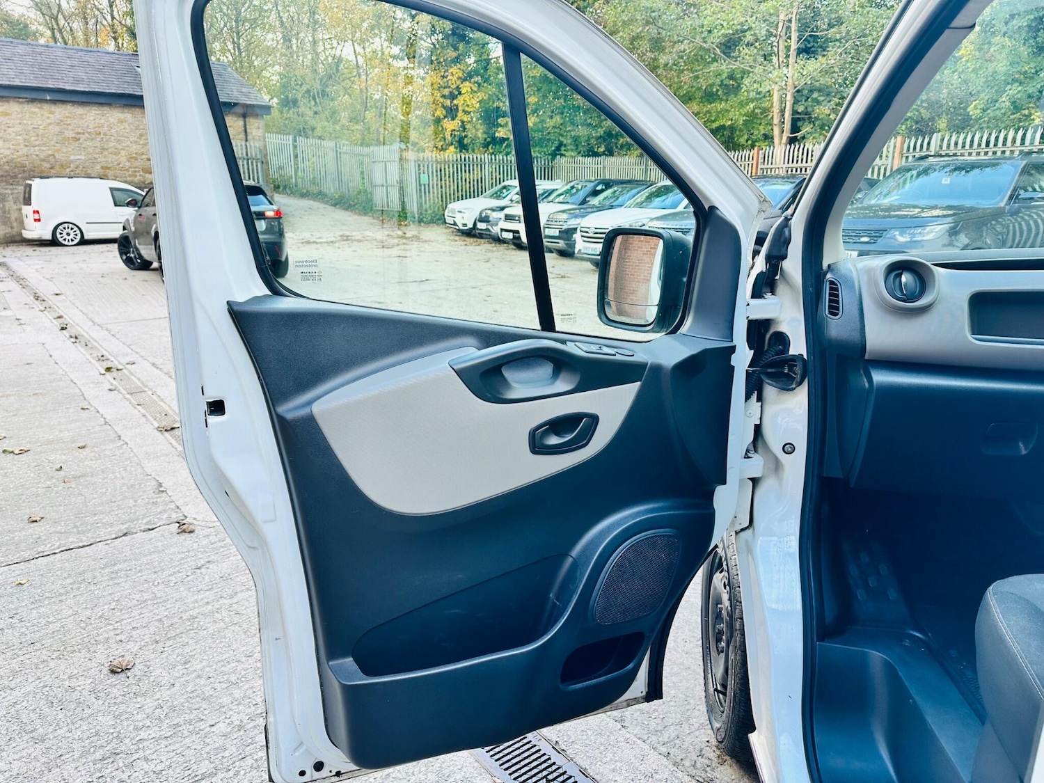 Used Renault Trafic 2017 for sale - 76360458: Photo 22