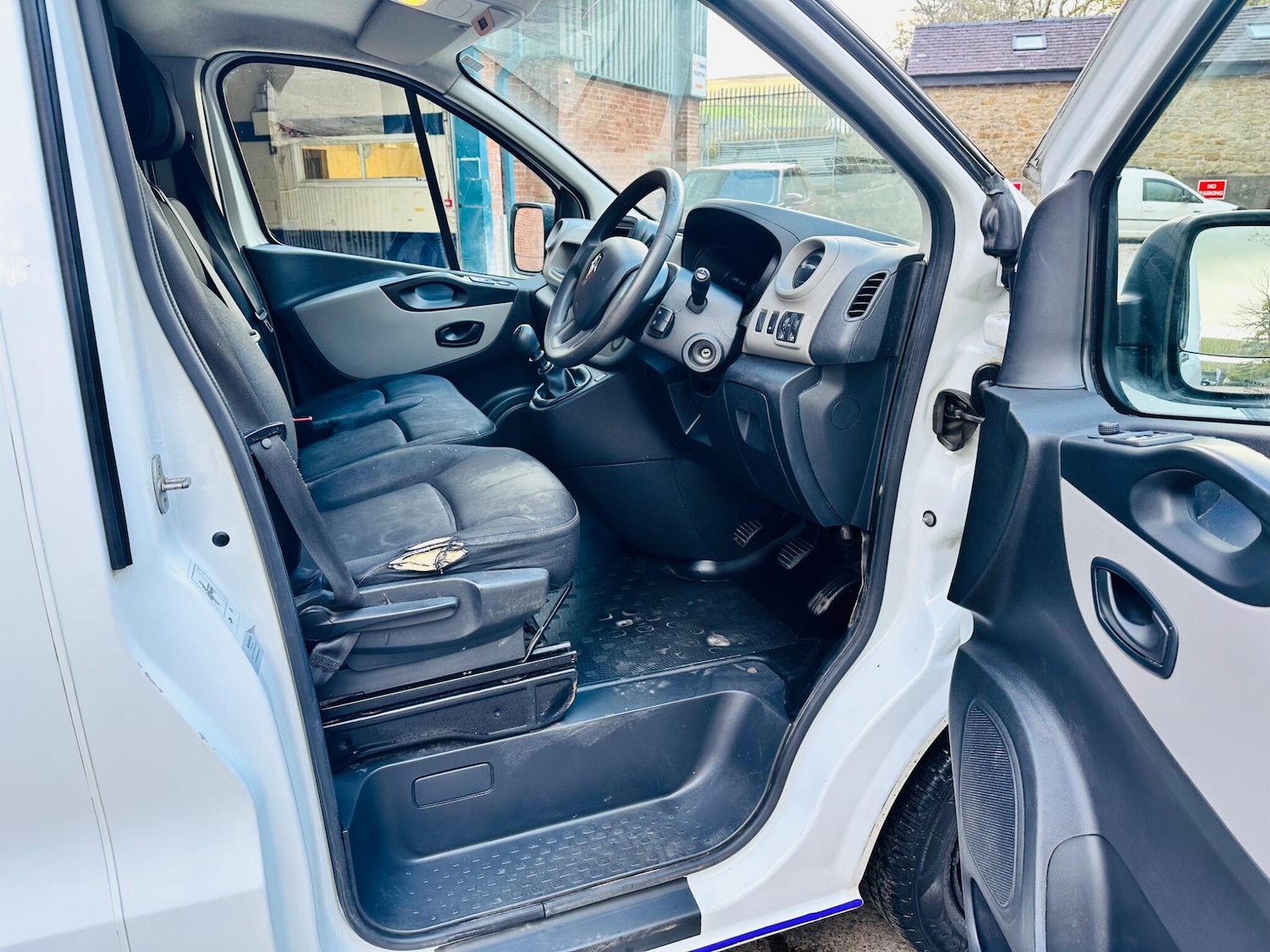 Used Renault Trafic 2017 for sale - 76360458: Photo 25