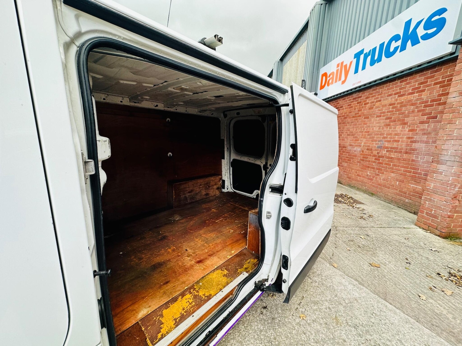 Used Renault Trafic 2017 for sale - 76360458: Photo 34