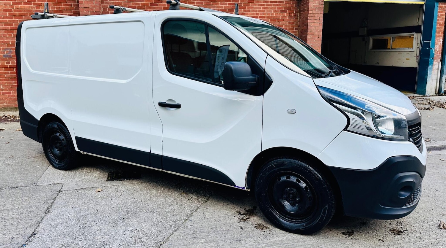 Used Renault Trafic 2017 for sale - 76360458: Photo 4