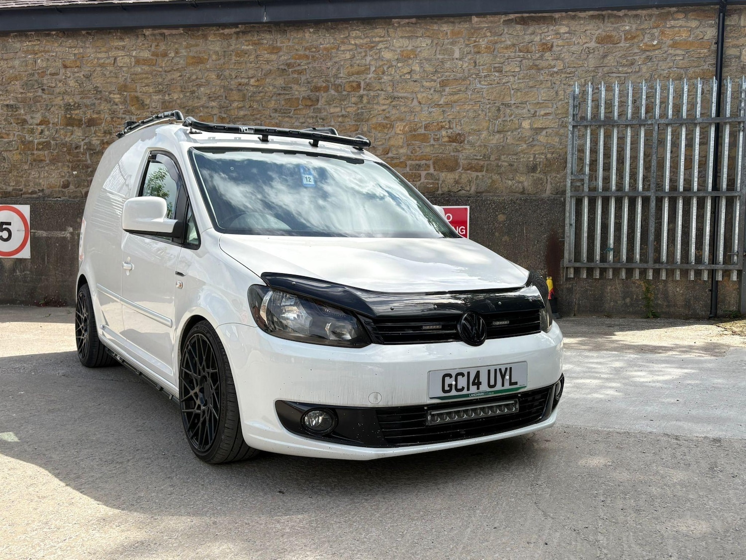Used Volkswagen Caddy 2014 for sale - 76360776: Photo 1