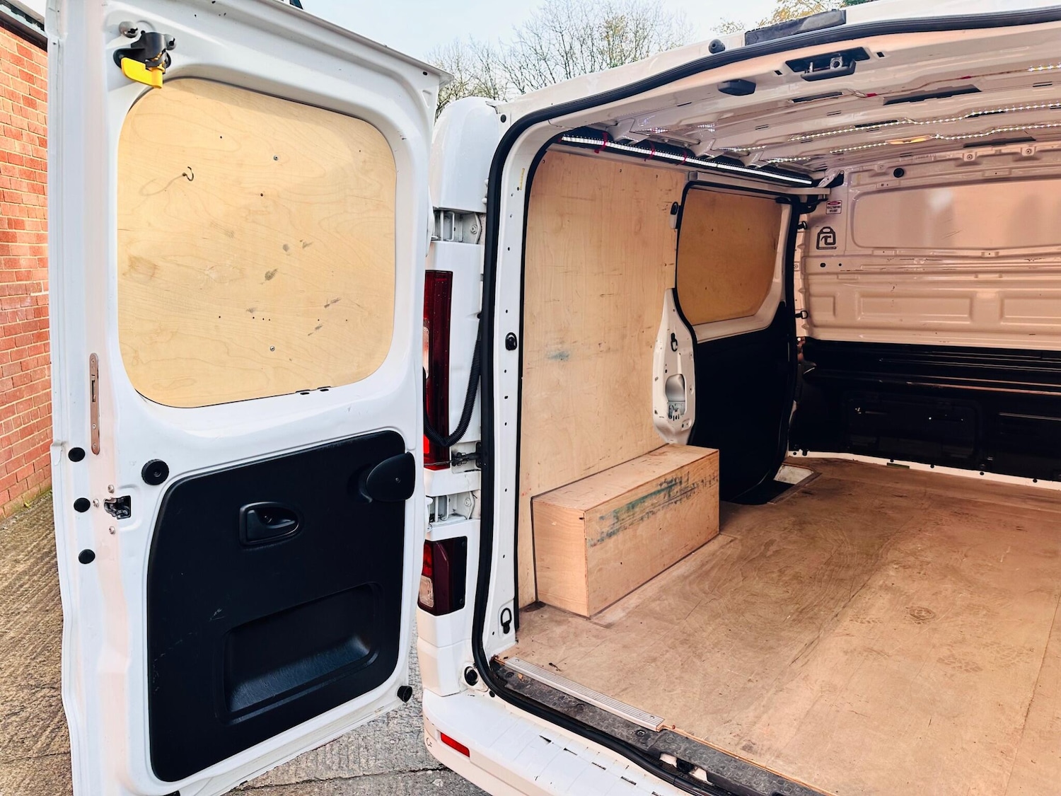 Used Vauxhall Vivaro 2018 for sale - 76423149: Photo 38