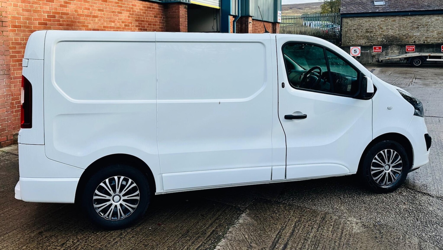 Used Vauxhall Vivaro 2018 for sale - 76423149: Photo 7