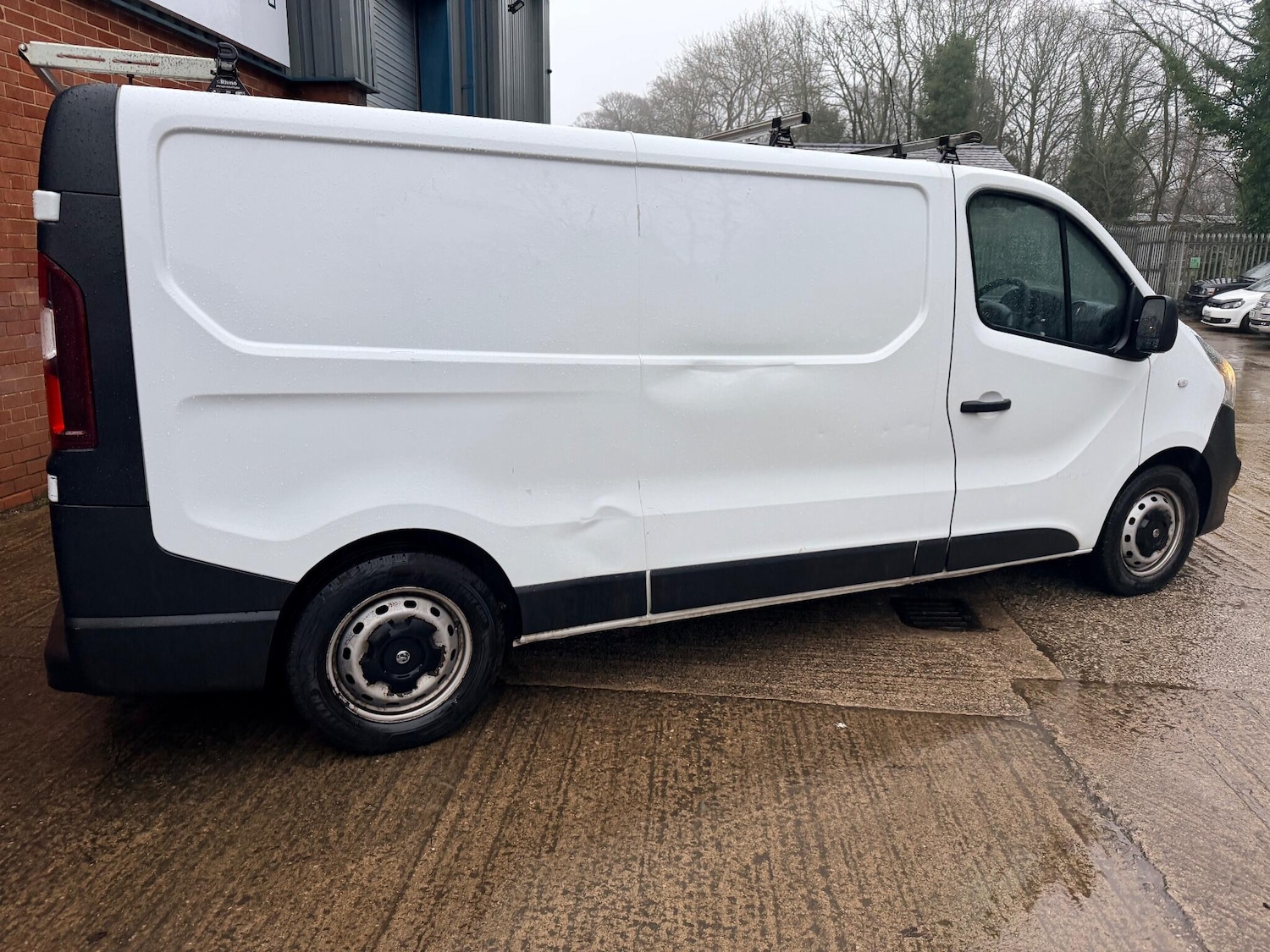 Used Vauxhall Vivaro 2017 for sale - 76952310: Photo 10