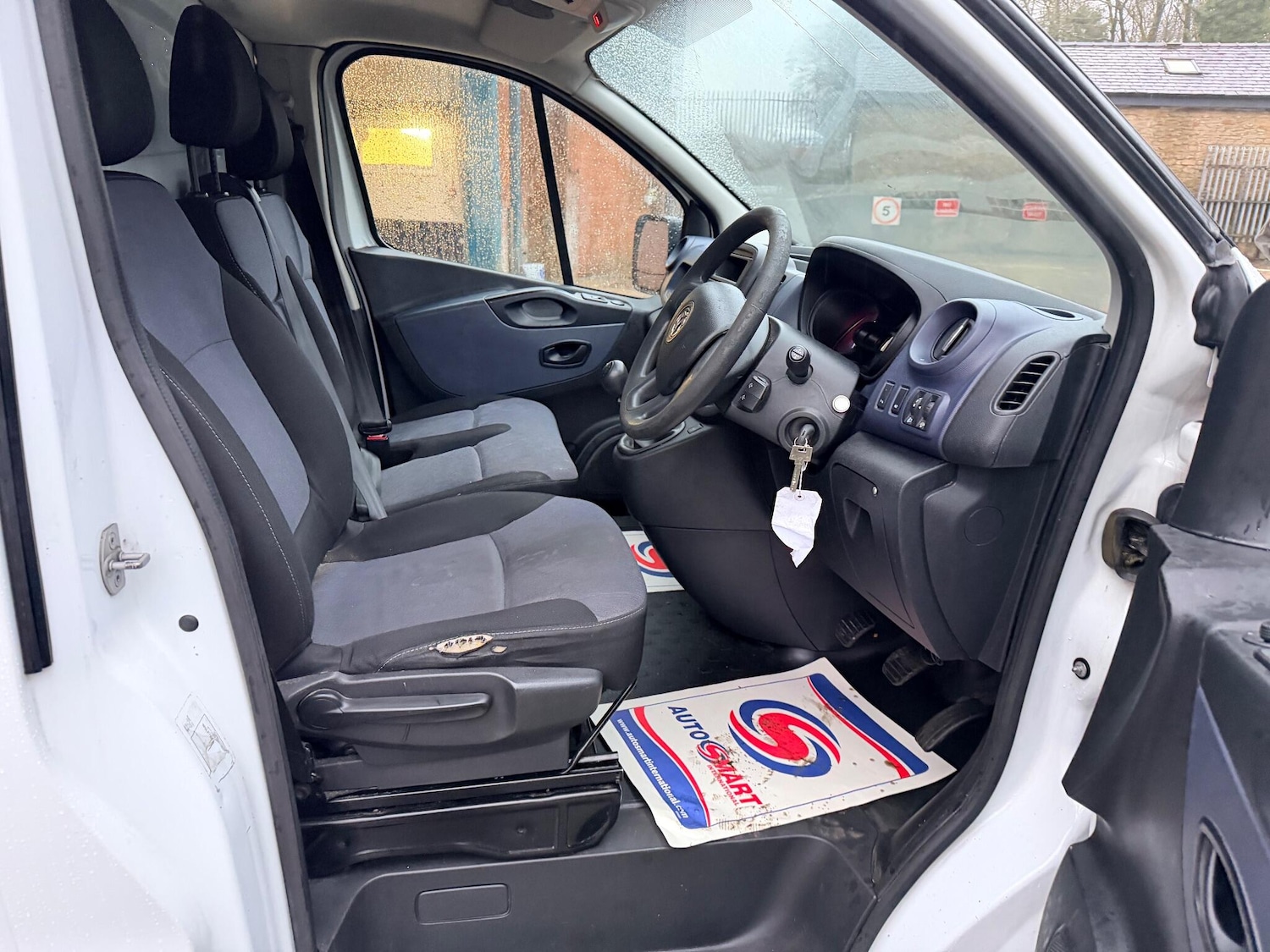 Used Vauxhall Vivaro 2017 for sale - 76952310: Photo 33