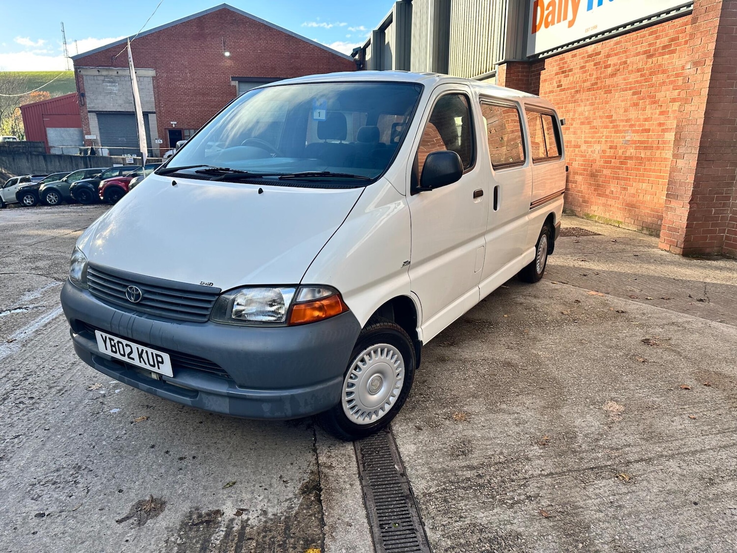 Used Toyota HiAce 2002 for sale - 76349157: Photo 14
