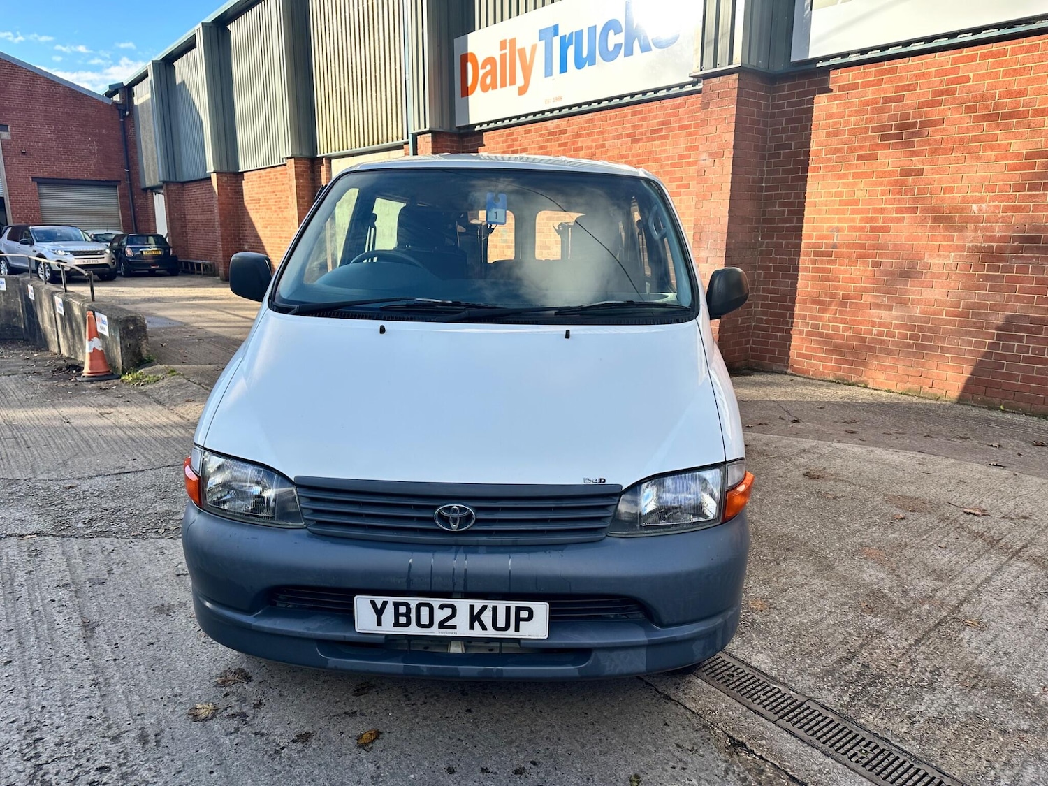 Used Toyota HiAce 2002 for sale - 76349157: Photo 18